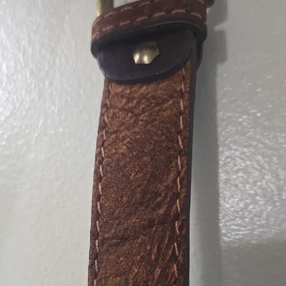Elegant Dark Brown Leather Men's Belt - Picture 3 of 6